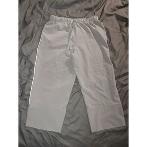 Reebok Capri‎ Womans M Activewear Workout Athleisure NWT
